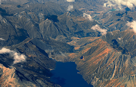 航拍新西兰山川湖泊地貌背景图片