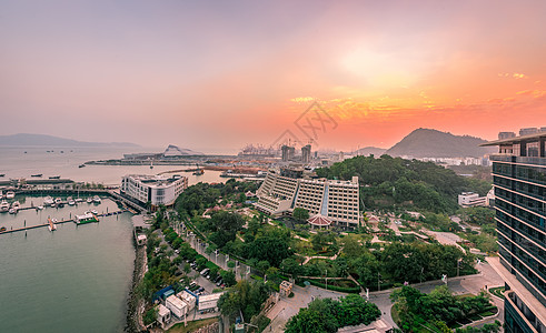 暮色南山阳光大海高清图片