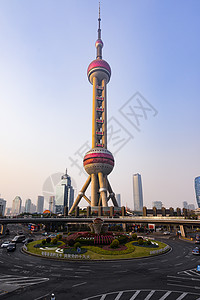上海东方明珠的日景高清图片