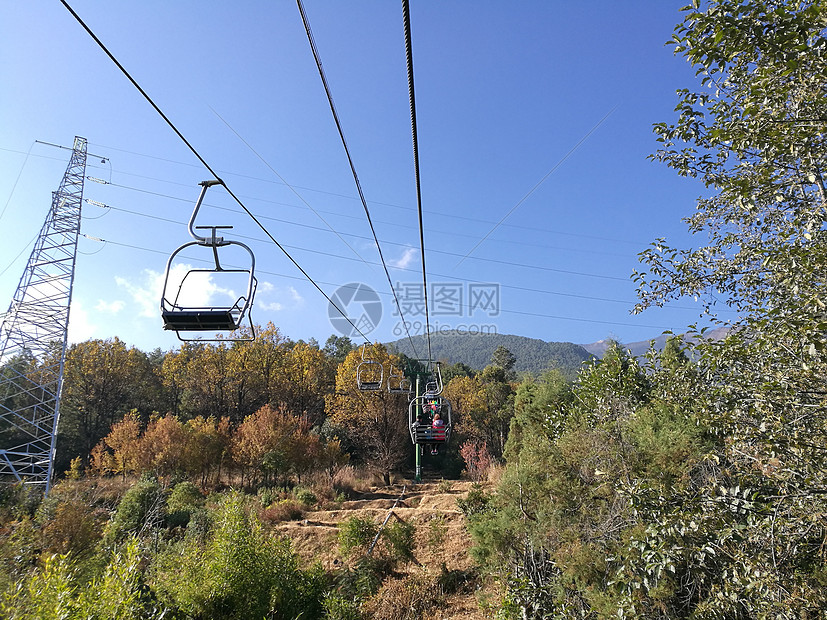 云南苍山索道自然风光图片