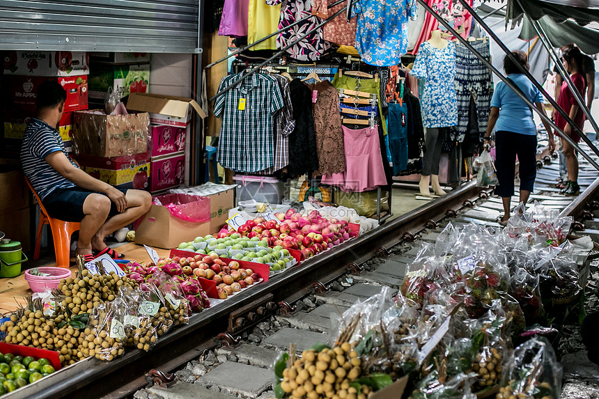 泰国美功铁道市场Maeklong Railway 图片