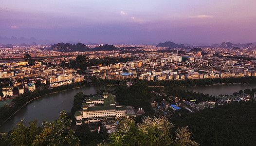 桂林山城之光桂林老人山上看市区背景