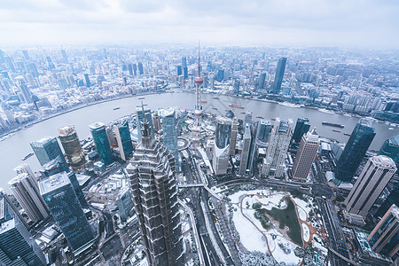 上海雨雪天气城市建筑全景图片