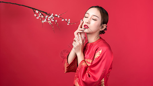 旗袍女性美妆形象图片