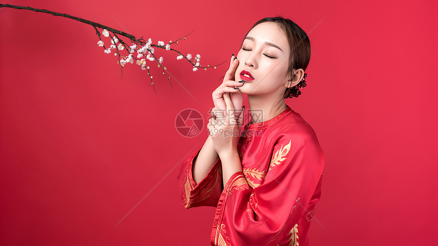 旗袍女性美妆形象图片