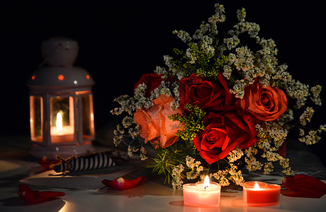 情人节红玫瑰烛光晚餐背景