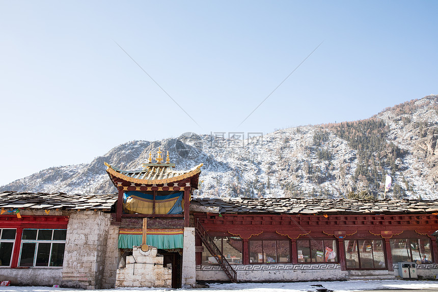 稻城奔波寺寺庙图片