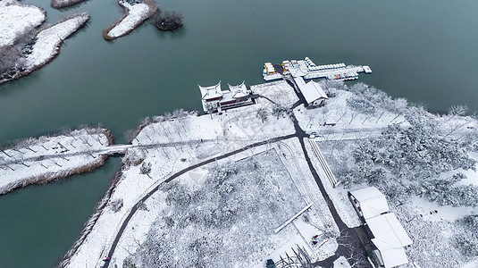 冬日的杭州萧山湘湖景区雪景背景图片