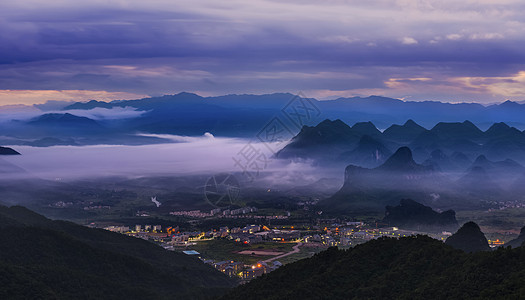 桂林尧山梦幻之城背景