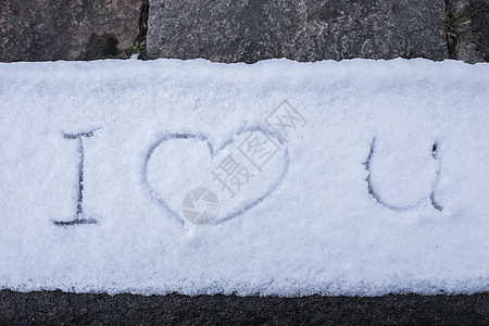 下雪天的情人节图片