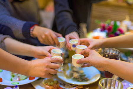 新年首页欢聚聚会碰杯背景