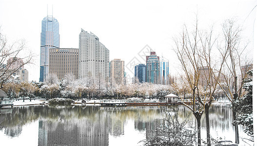 雪中小亭图片