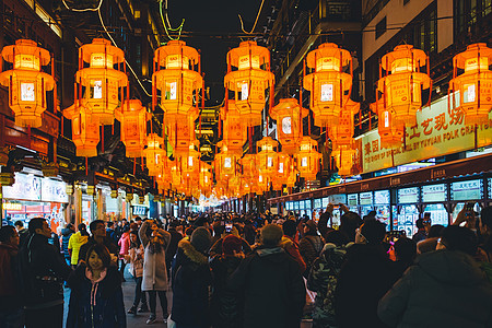 观花赏灯元宵节灯会观灯的人群背景