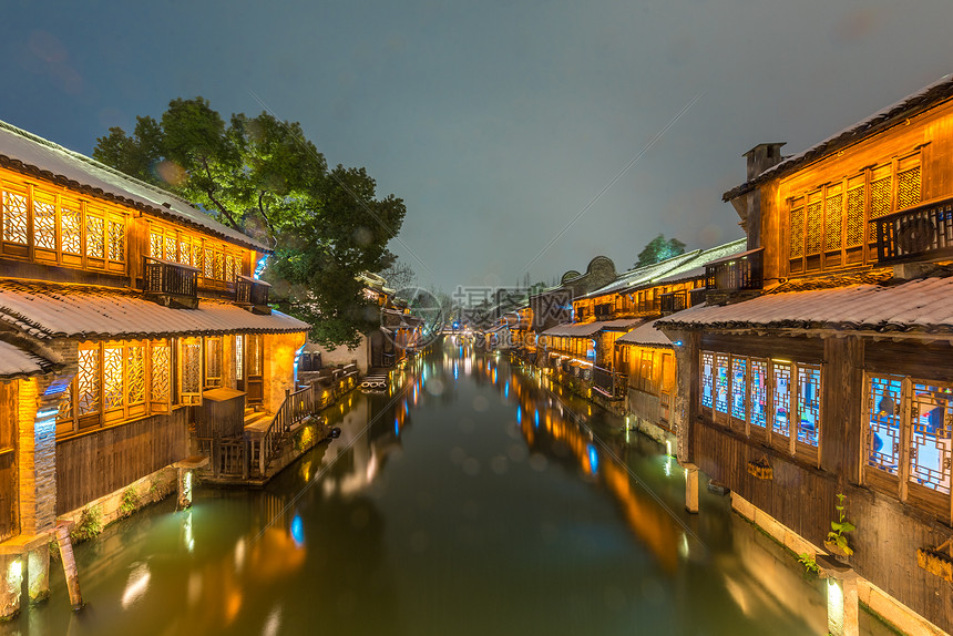 浙江乌镇雪后夜景图片