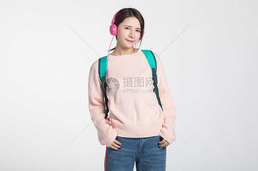 可爱的女学生图片