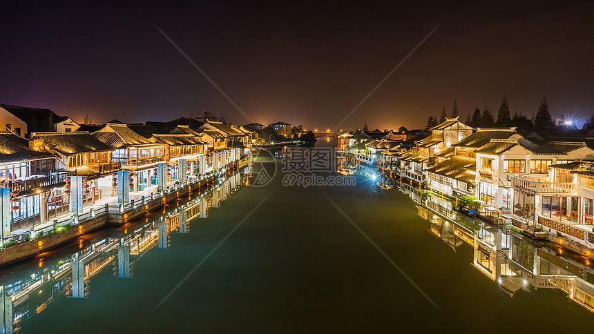 上海朱家角古镇夜景图片