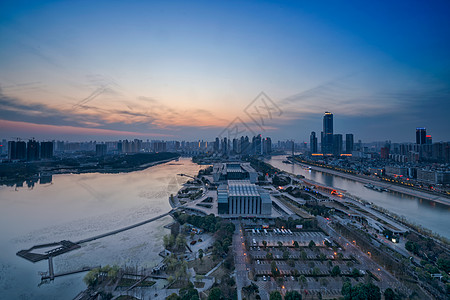 俯瞰武汉琴台大剧院夕阳高清图片