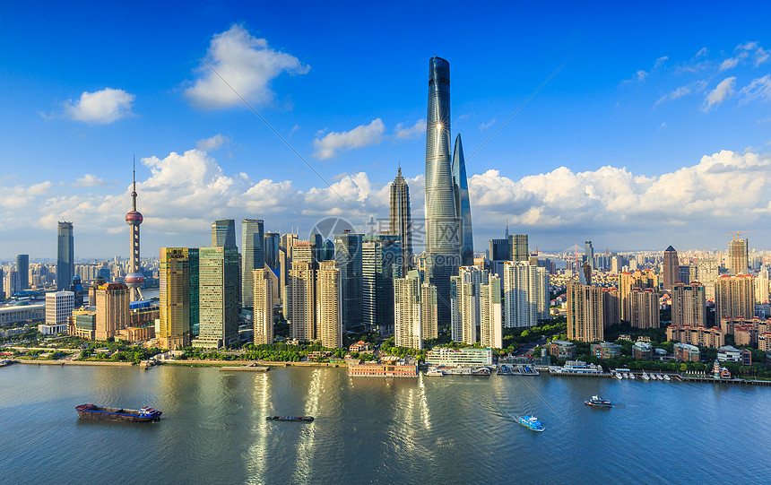 俯瞰上海浦东陆家嘴