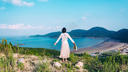 檀头山岛旅行女性背影背景