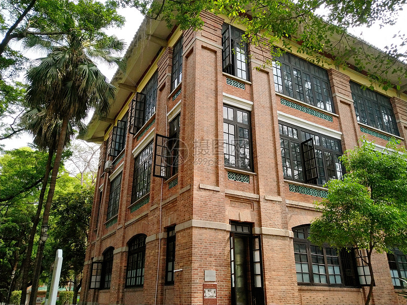 中山大学社会学与人类学学院一角