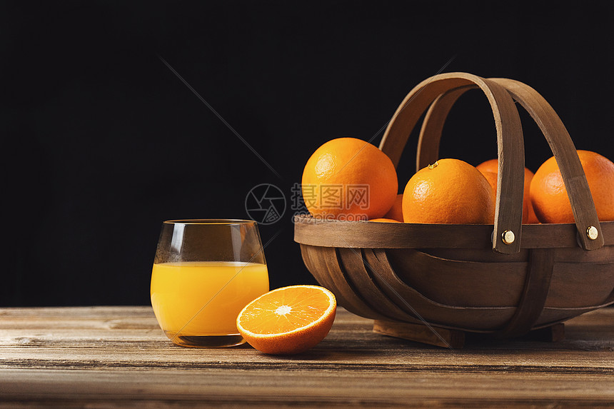 新鲜脐橙橙子橙汁补充维生素图片