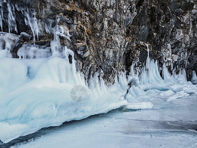 贝加尔湖冰挂图片
