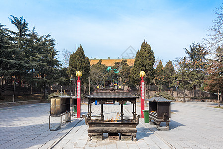 山东青岛湛山寺图片