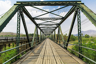 泰国拜县二战纪念大桥图片