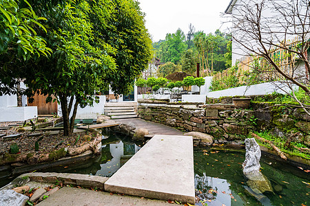 下沉庭院山间民宿背景