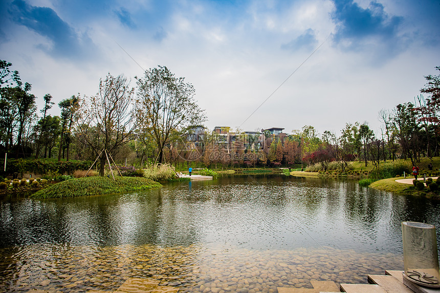 麓湖楼盘景色图片