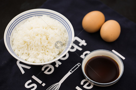 蛋炒饭食材图图片