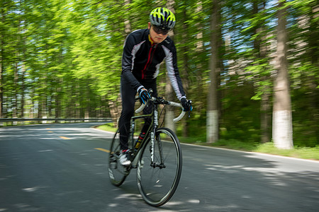 澎湃：郭士强成功案例让国足土帅方案重新成为管理部门的选择