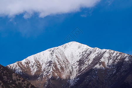 西藏雪山图片