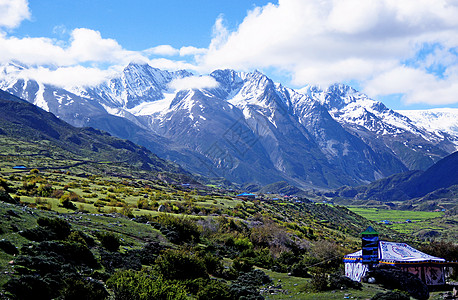 极致德钦梅里雪山背景