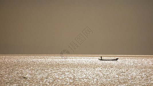 云南大理洱海落日图片