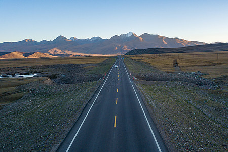 旧车库新疆独库公路背景