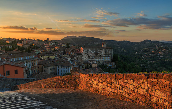 美丽的意大利古城日落图片