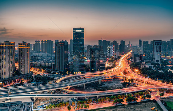 武汉常青立交夜景图片