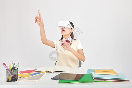 VR培训女高中形象虚拟现实动作背景