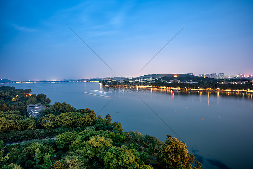 武汉东湖夜色图片