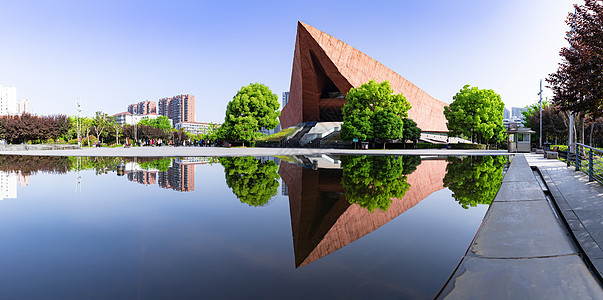 武汉首义博物馆倒影背景图片