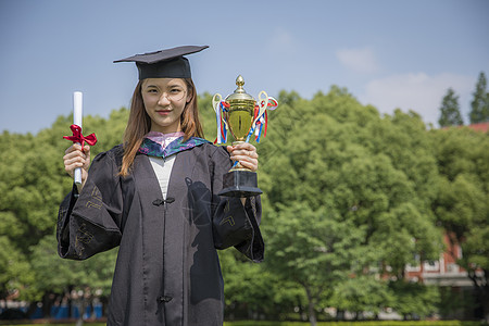 女学生大学毕业了图片素材