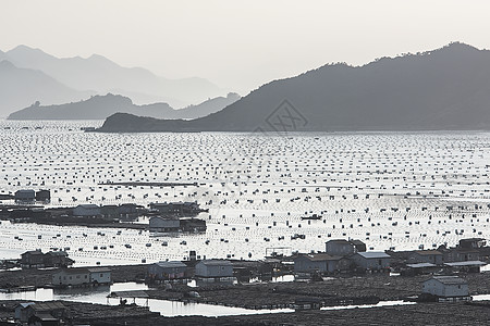 水上房屋静谧的海天之间背景