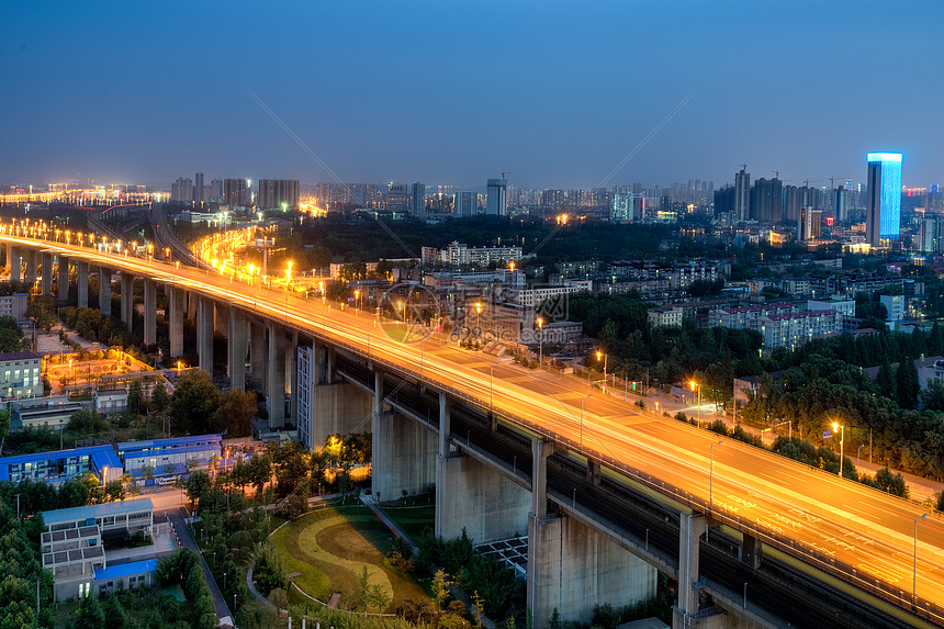 武汉城市夜景红钢城图片