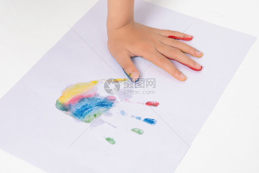 印在纸上的彩色手印图片