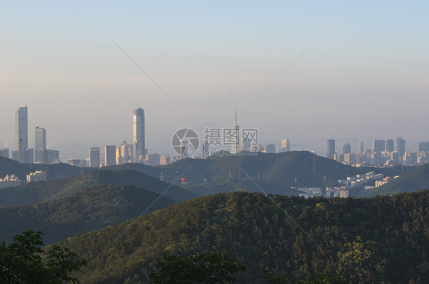 鸟瞰大连城市中心图片