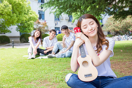 校园生活学生弹尤克里里背景