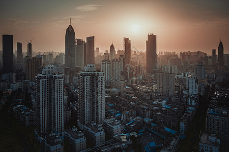 城市日落黄昏中的城市高楼背景