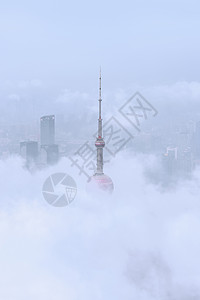 上海东方明珠平流雾图片