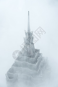上海环球金融中心平流雾图片
